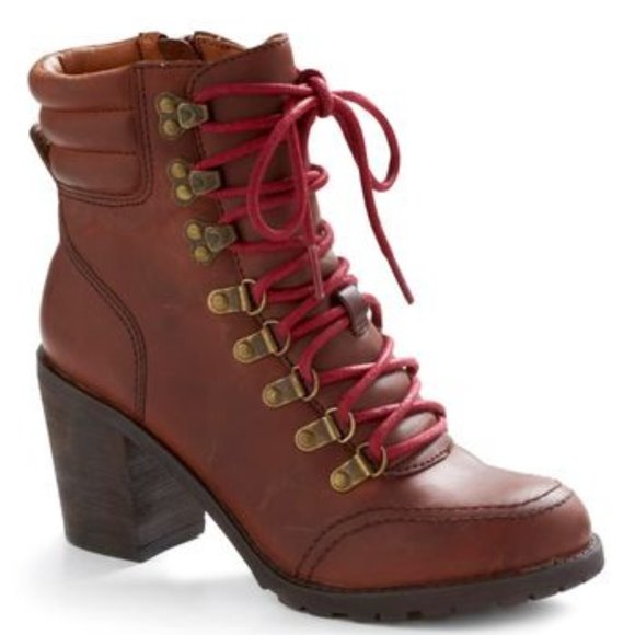 Lucky Heeled Hiking Boots - Picture 1 of 7